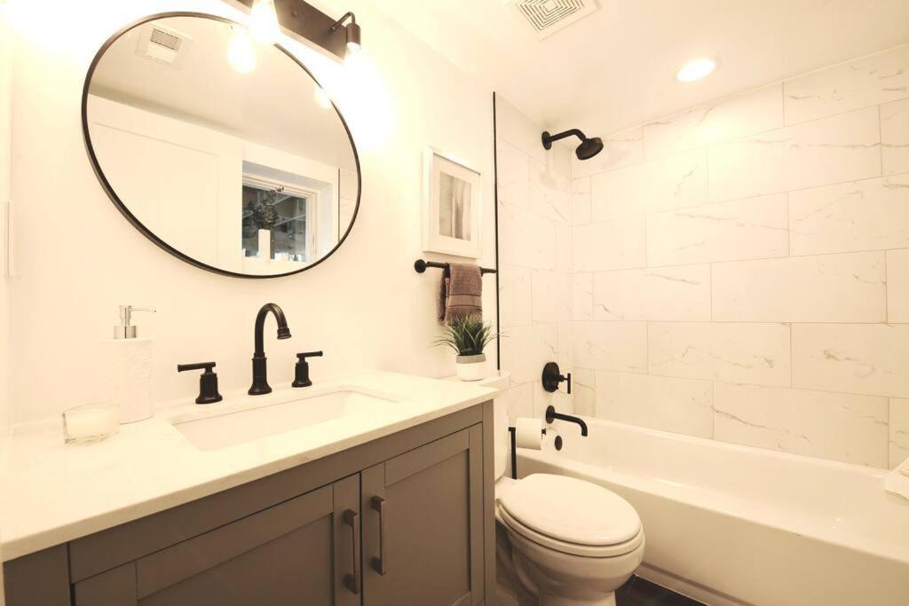 וושינגטון Cherry Blossom Townhouse, Easy Dc Access מראה חיצוני תמונה